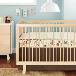 Stylin' new nursery decor and crib bedding from Skip Hop? Yes, please!