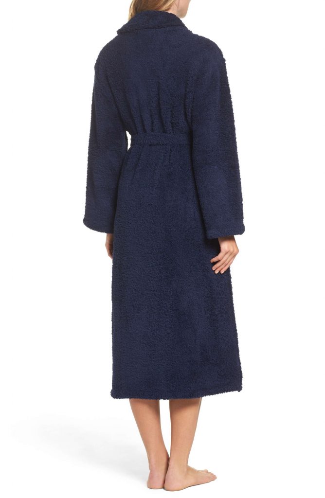 Nordstrom's coziest women's bathrobe: Mother's Day gifts for grandmas 