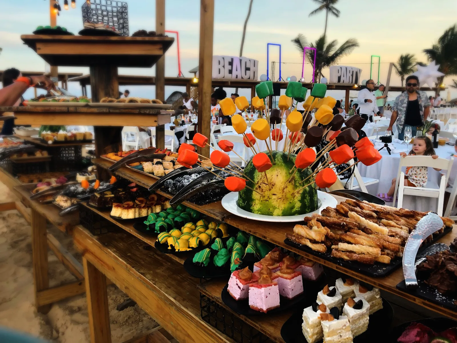 Insider tips for your Karisma Nickelodeon resort vacation in Punta Cana : Yes there are character breakfasts, but not everywhere and all the time. (Which is good!)