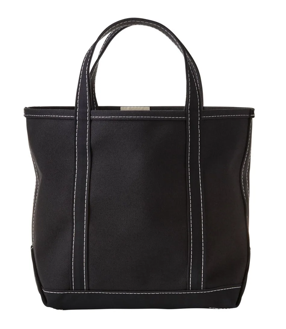 Fashionable beach totes for summer: The classic Boat & Tote from LL Bean in all black.
