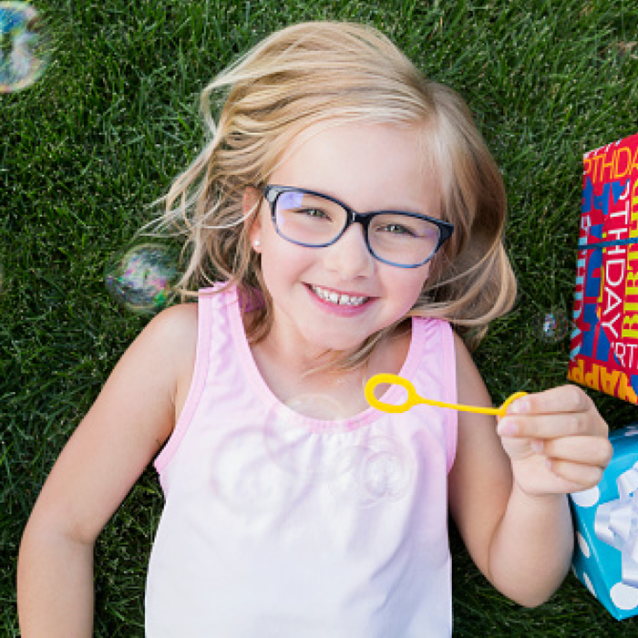 VSP Vision plans make an amazing gift to help save families money on eyesore (Sponsor)