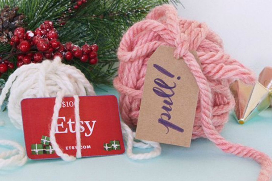 Take a look at these wonderful ways to make holiday gift cards more special!