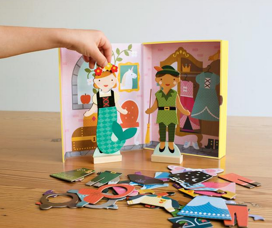 magnetic-dress-up-kit-fairy-tale