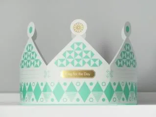 The paper crown princess