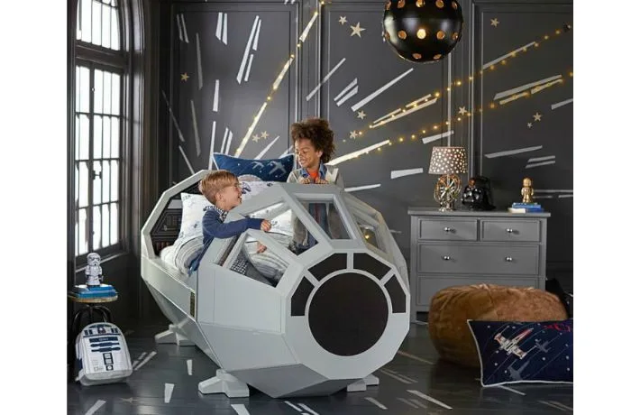 The outrageously cool Miilennium Falcoln Star Wars bed for kids. Whoa. #ForceFriday