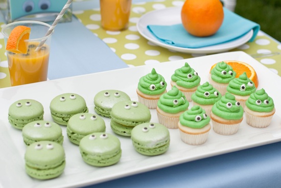 Last Minute Halloween ideas: Monster party treats at One Charming Party
