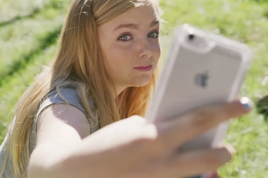Eighth Grade movie review: Despite the R-rating, is it okay for kids?