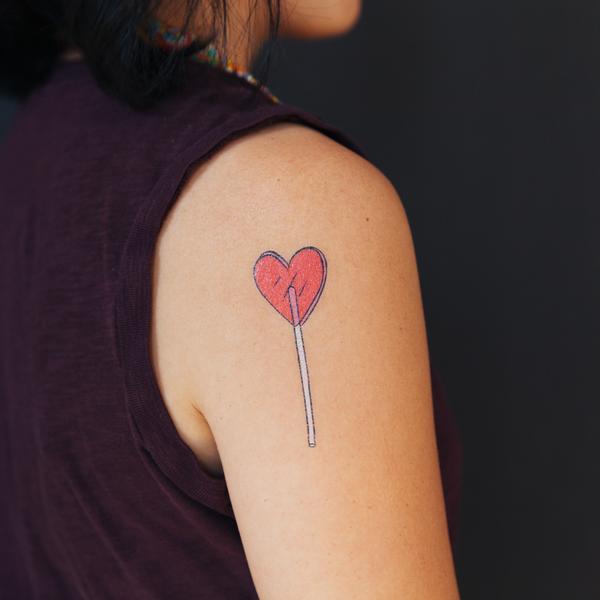 Stocking stuffer ideas for kids under $5: Temporary tattoos 