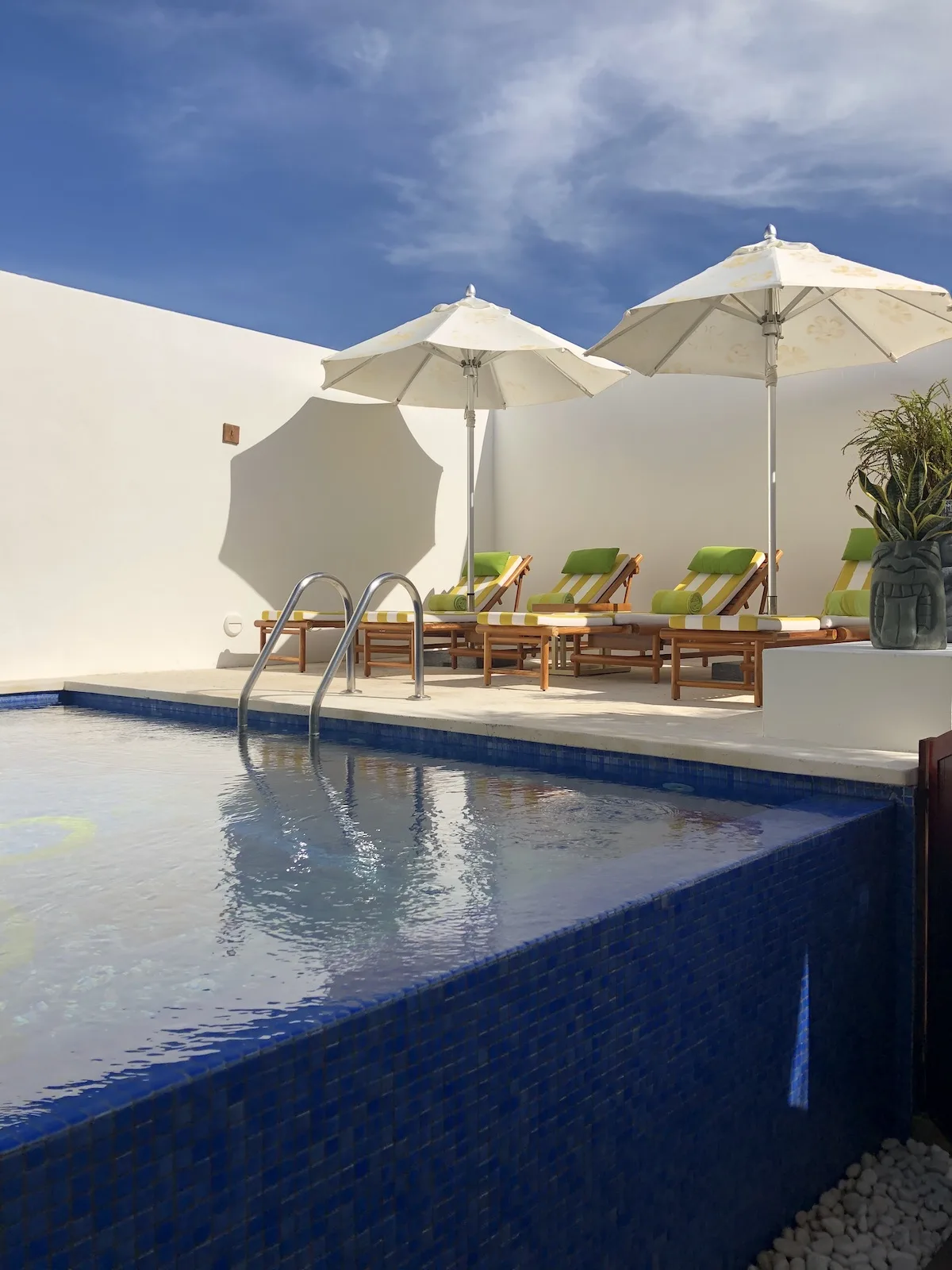 Tips for your Nickelodeon Punta Cana resort vacation: request a room with a swim-up pool!
