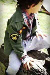 We're in holiday heaven with Homespun Vintage clothes for kids