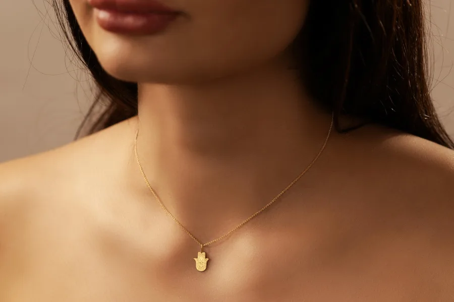 Symbolic keepsake jewelry for college graduation gifts