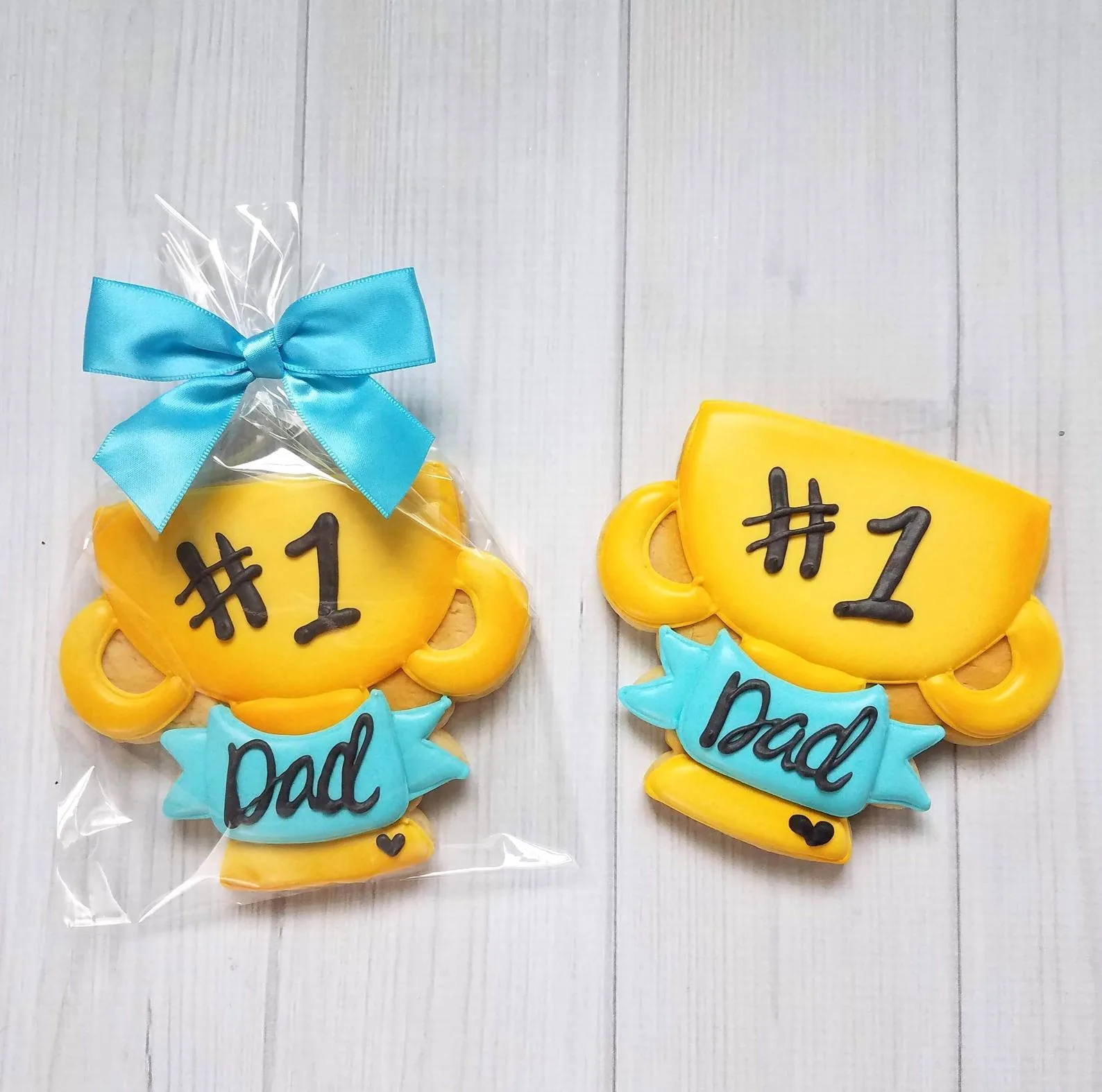 Cool Father's Day gifts under $20: #1 dad trophy cookies