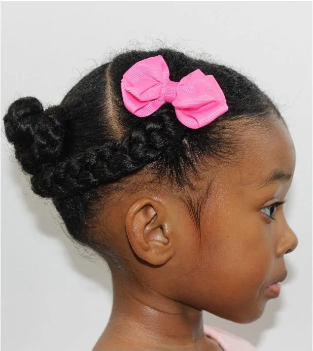 Hair braiding tutorials: 10-minute hairstyle from Sekora and Sefari