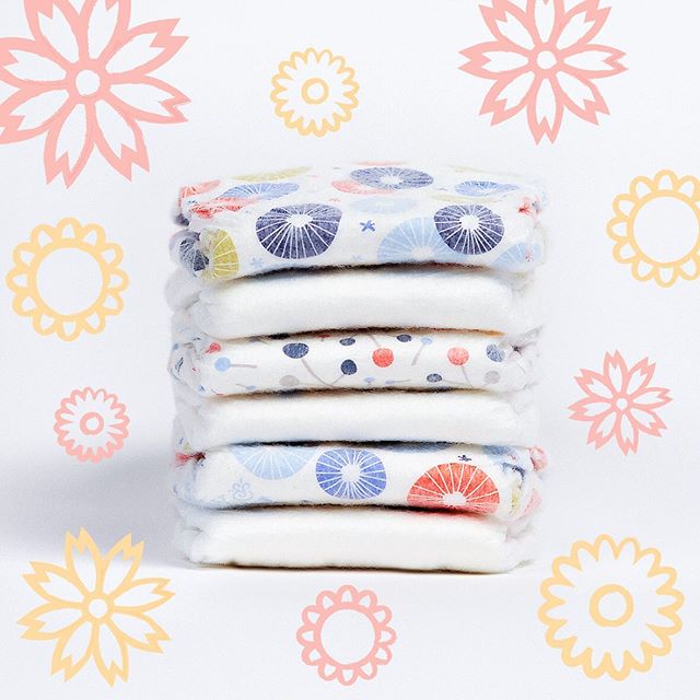 Best baby shower gifts under $50: Abby + Finn designer diaper and wipes bundle| Cool Mom Picks Baby Shower Gift Guide