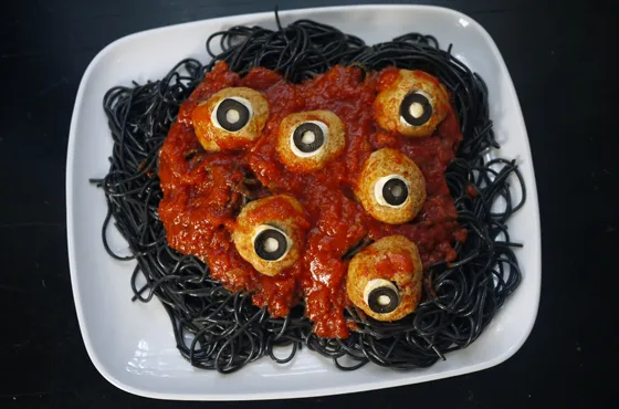 6 freakishly easy, terribly tasty Halloween dinners