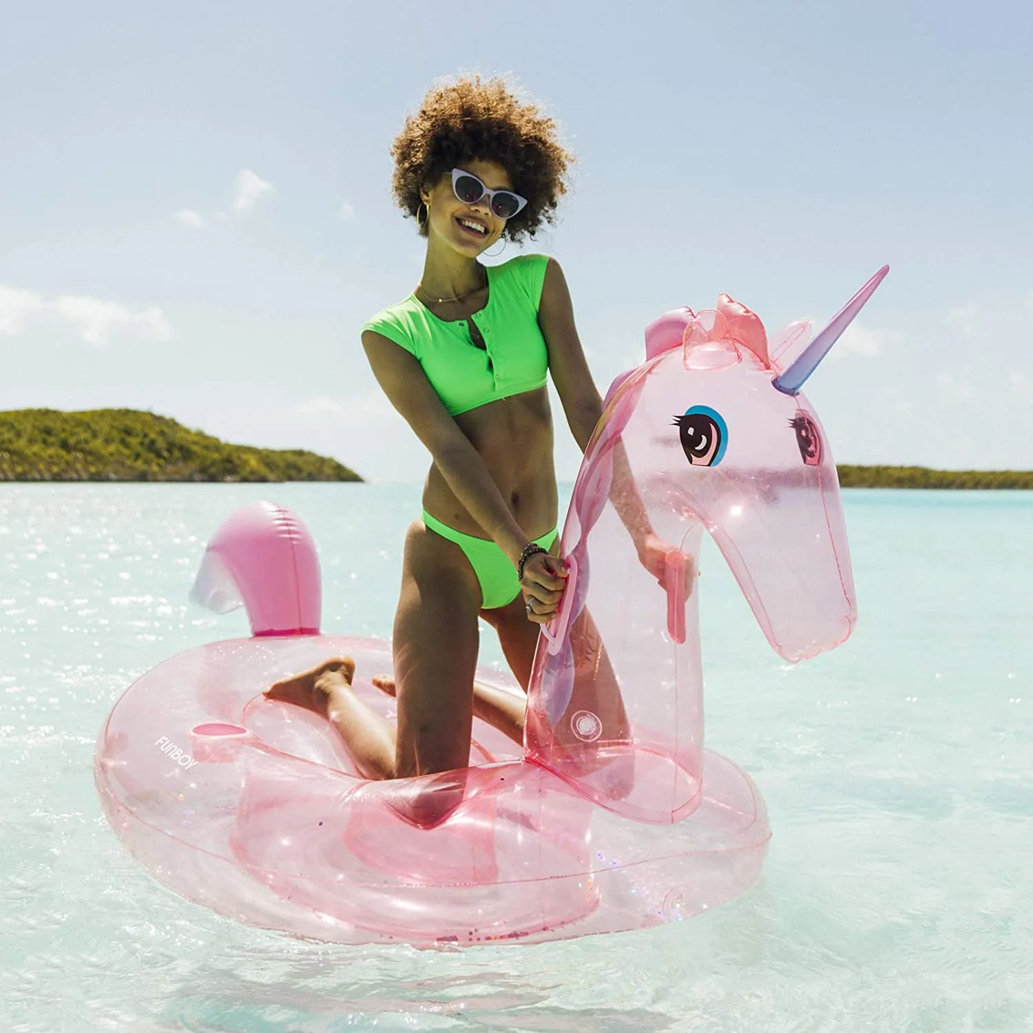 The new glitter unicorn "luxury float" from FUNBOY