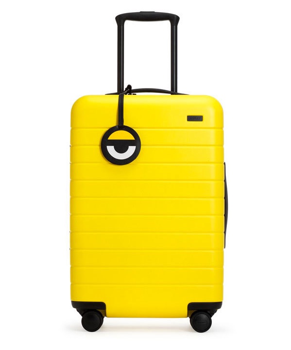 Cool kids' luggage: Minions by Away 