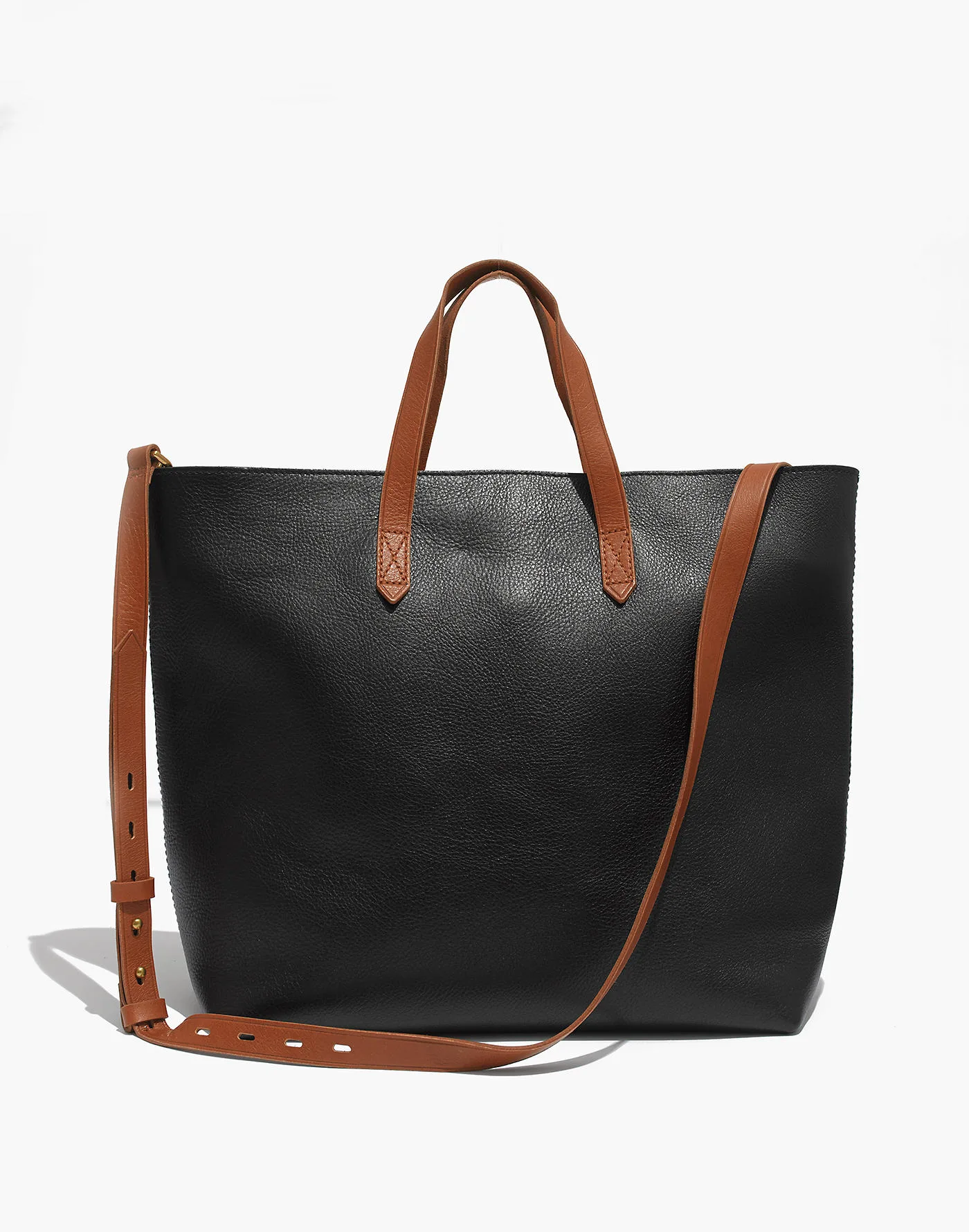 oversized bags for spring and summer: Madewell's best-selling zip-top transport carryall tote is a nice, not-too-oversized size