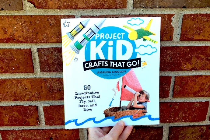 Project Kid: Crafts that Go by Amanda Kingloff: the perfect gift for kids who love cars, planes, trains, and art.