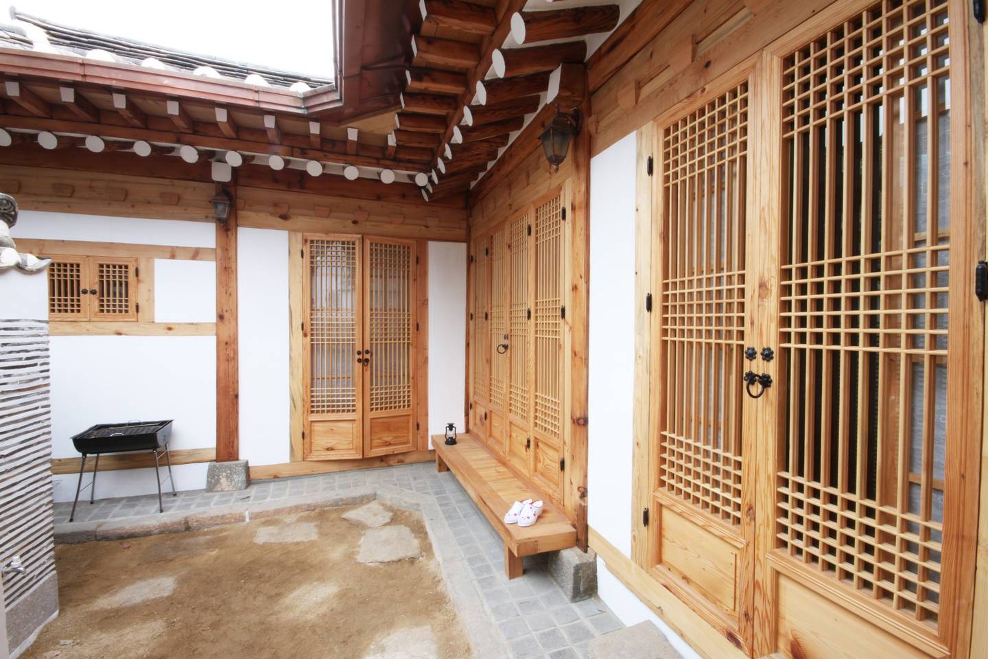 Coolest vacations to take with the kids: A traditional Korean Hanok on AirBnB