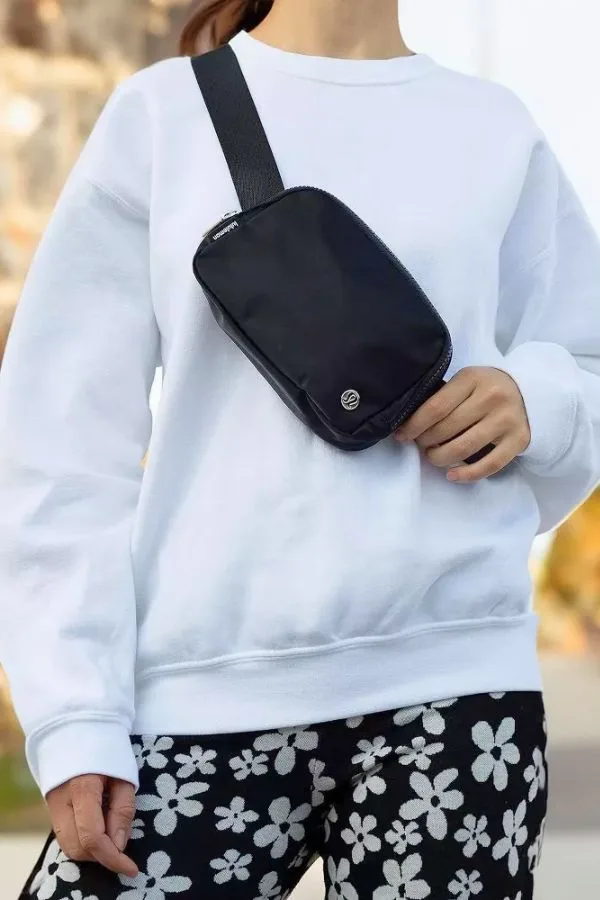 Lululemon Athletica Everywhere Belt Bag