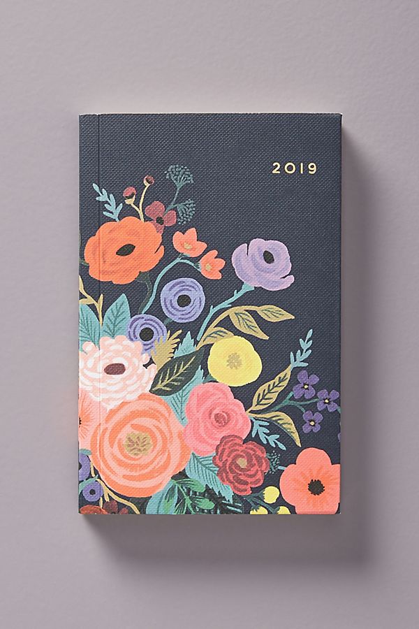 Cool affordable gifts under $15: Rifle Paper 2019 planner