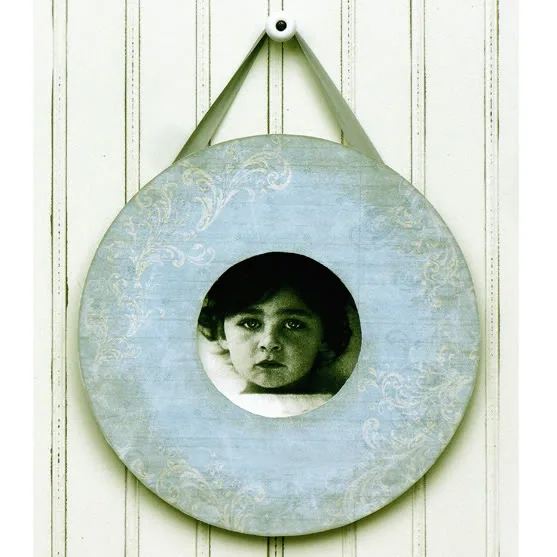 Good things come in small packages containing frames