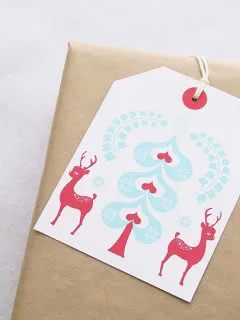Still feeling the DIY spirit? Some of our favorite last minute holiday crafts and printables.