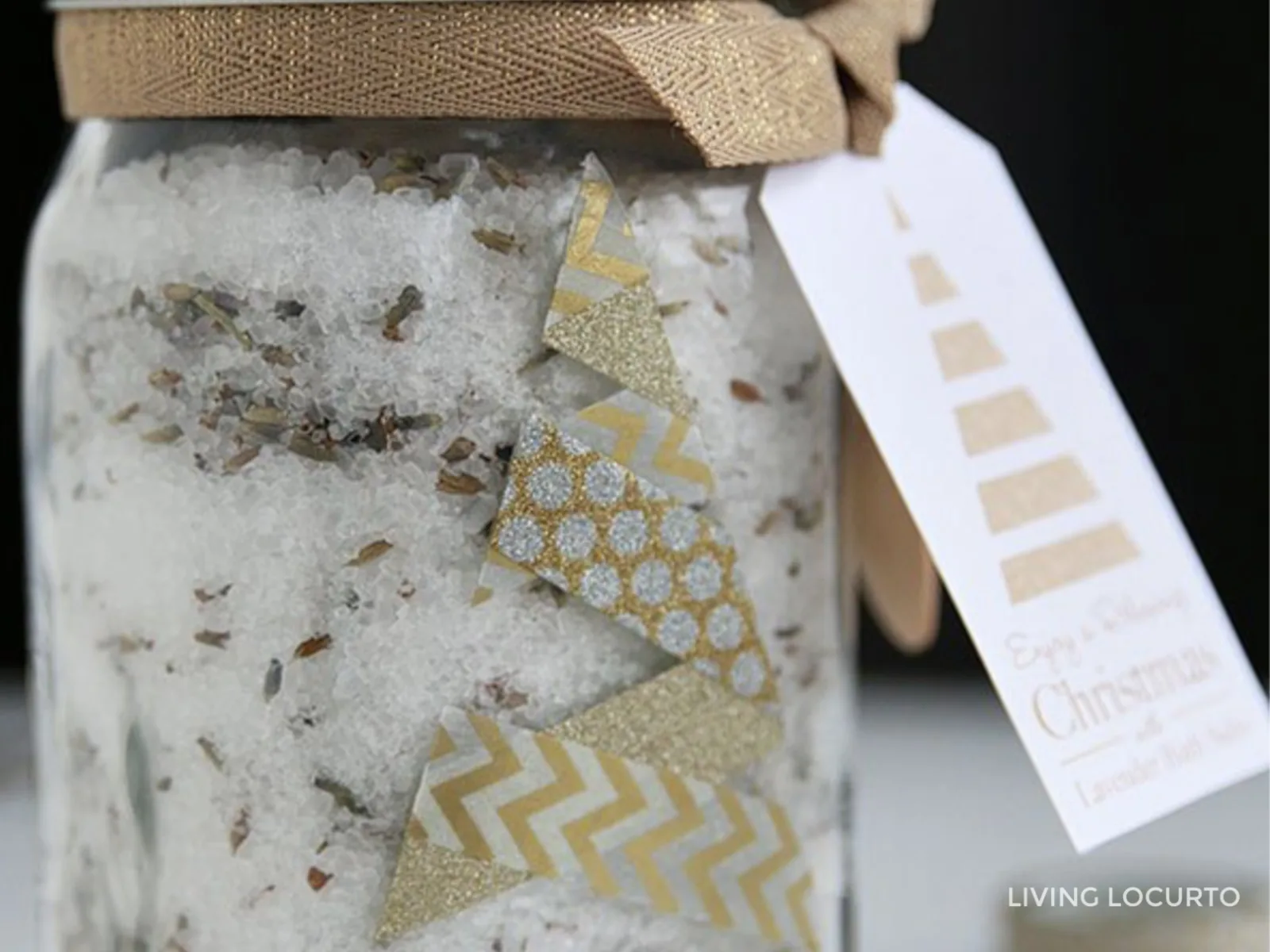 Homemade mason jar spa gift ideas: Holiday bath salts from Living Locurto with Washi Tape tree designs