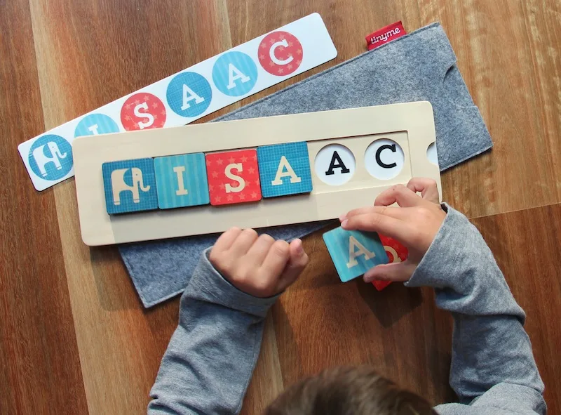 Custom name blocks by TinyMe