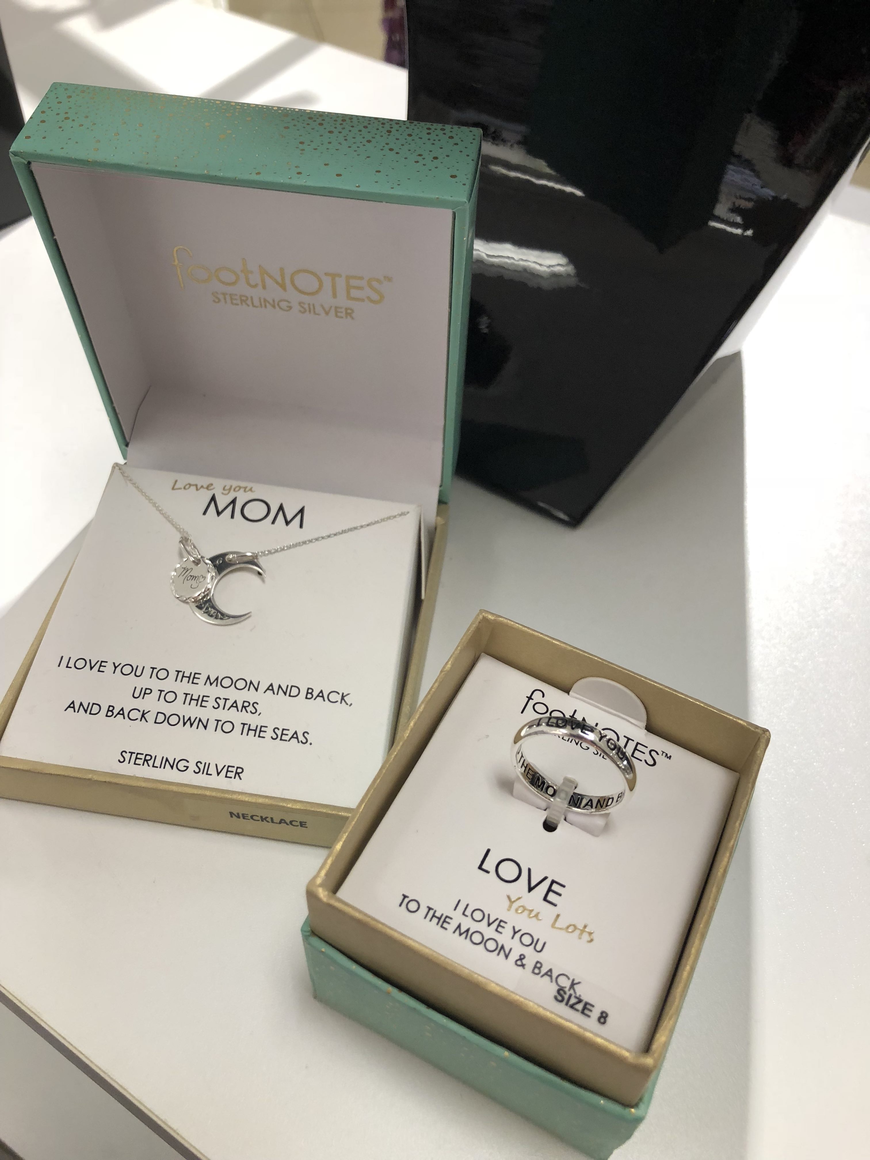 Secret Santa gifts for the whole family: Inspirational jewelry | Sponsored