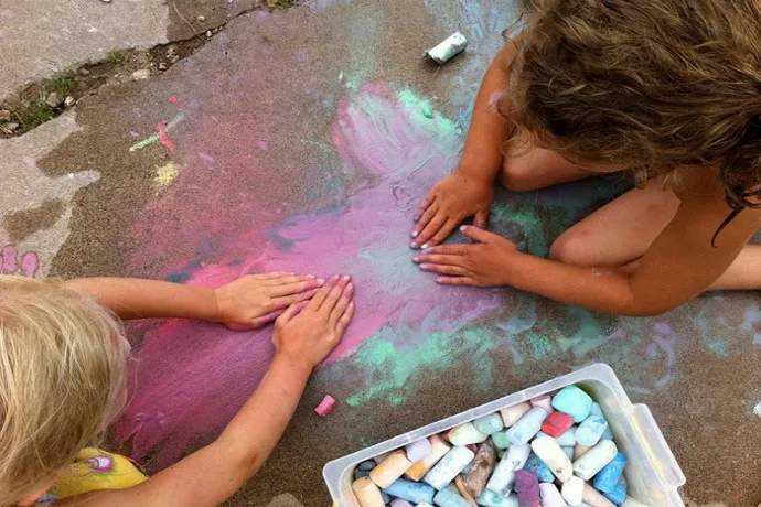 12 fantastically messy projects for kids that let you be That Fun Parent