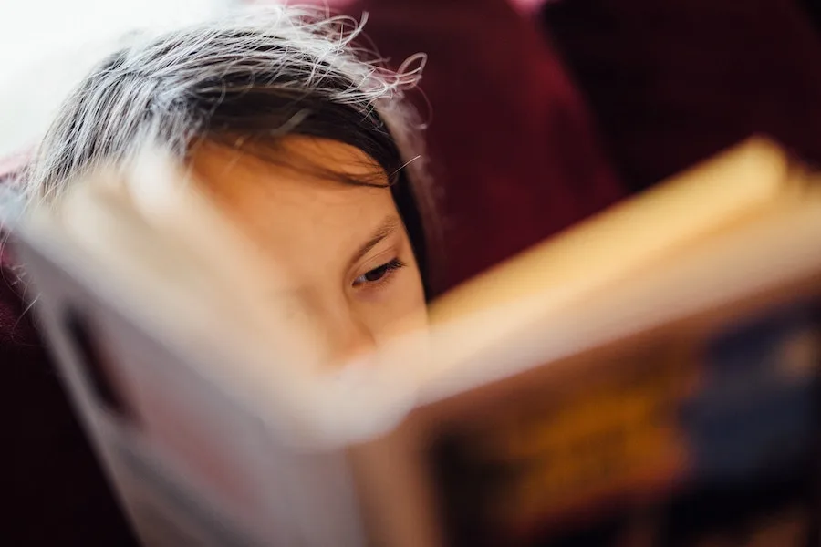 Why we need libraries: Twitter clapsback against a truly stupid op-ed