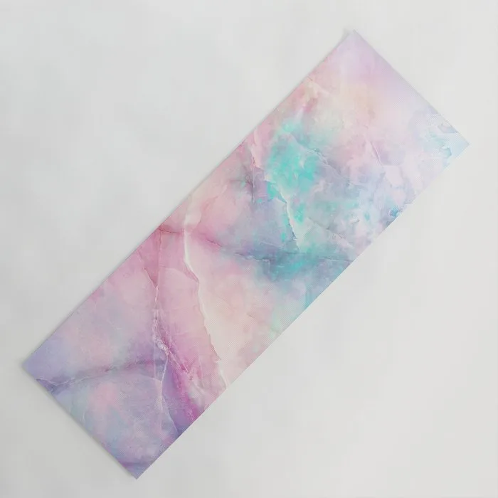 Fresh yoga mats: Iridescent marble mat by Cafelab