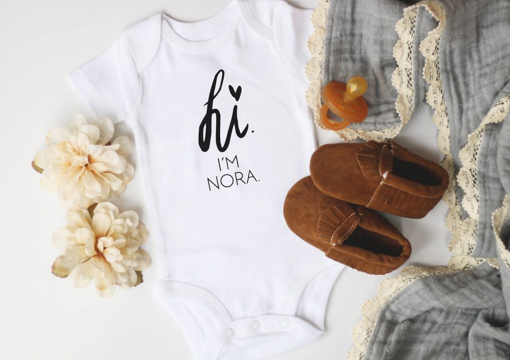 Personalized "hi my name is..." baby onesie from Kal & Co make great baby shower gifts