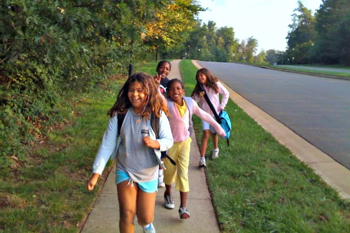 walk to school day 2016