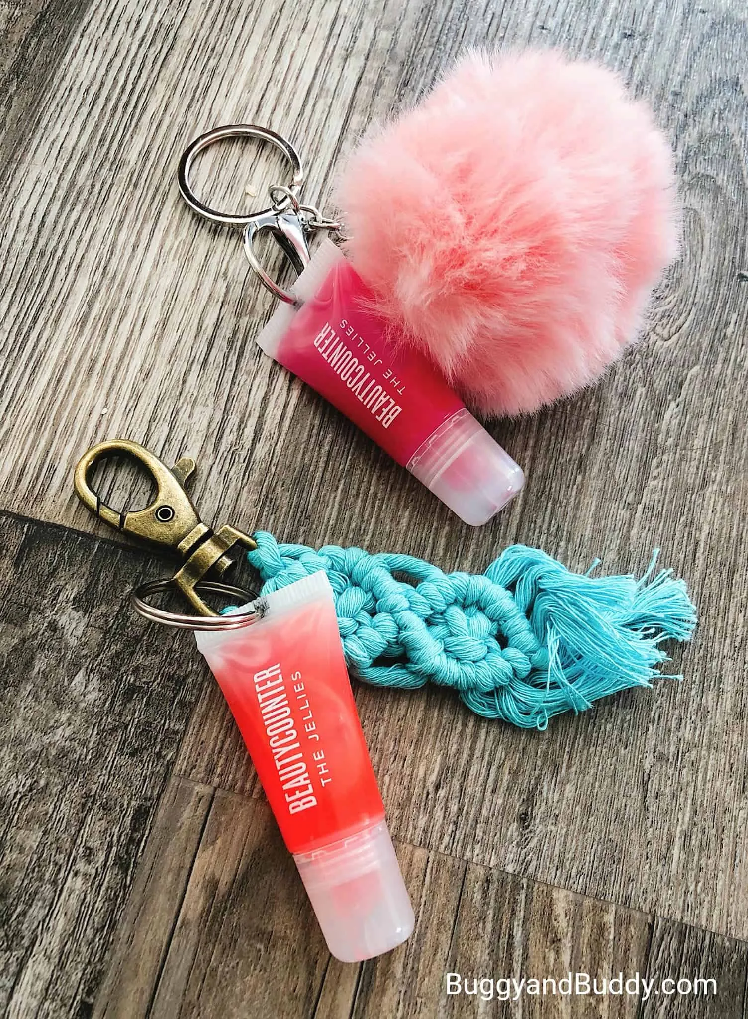DIY Lip Balm Keychain: Fun DIY gift for teenage girls to make for friends via Buggy & Buddy