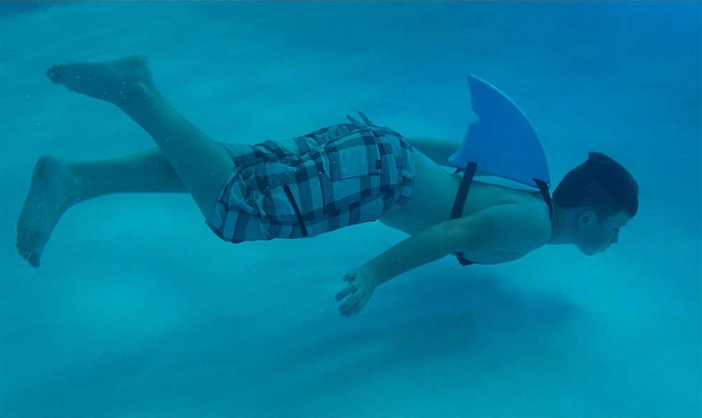 The shark fin pool toy by Fin Fun that our kids are dying for! | see more at mompicksprod.wpengine.com