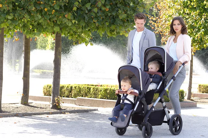 Gorgeous new luxury double strollers -- like this one by Silver Cross -- you won't want to miss.