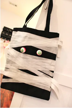 5 last-minute DIY trick-or-treat bags you can whip up at home, stat!