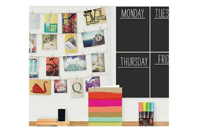 Peel-and-stick chalkboard calendars from Wallies.