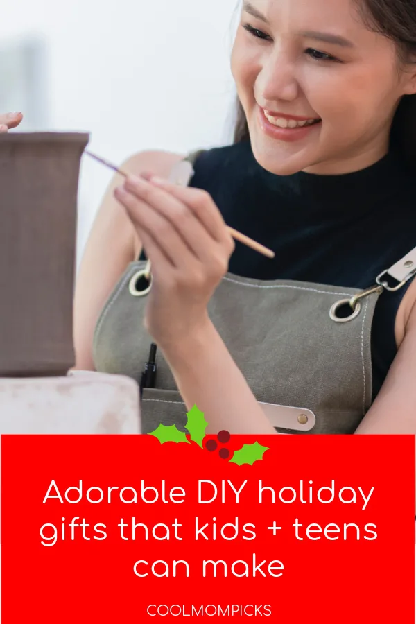 DIY Christmas gifts: Lavender-oatmeal bath soak at The Every Girl