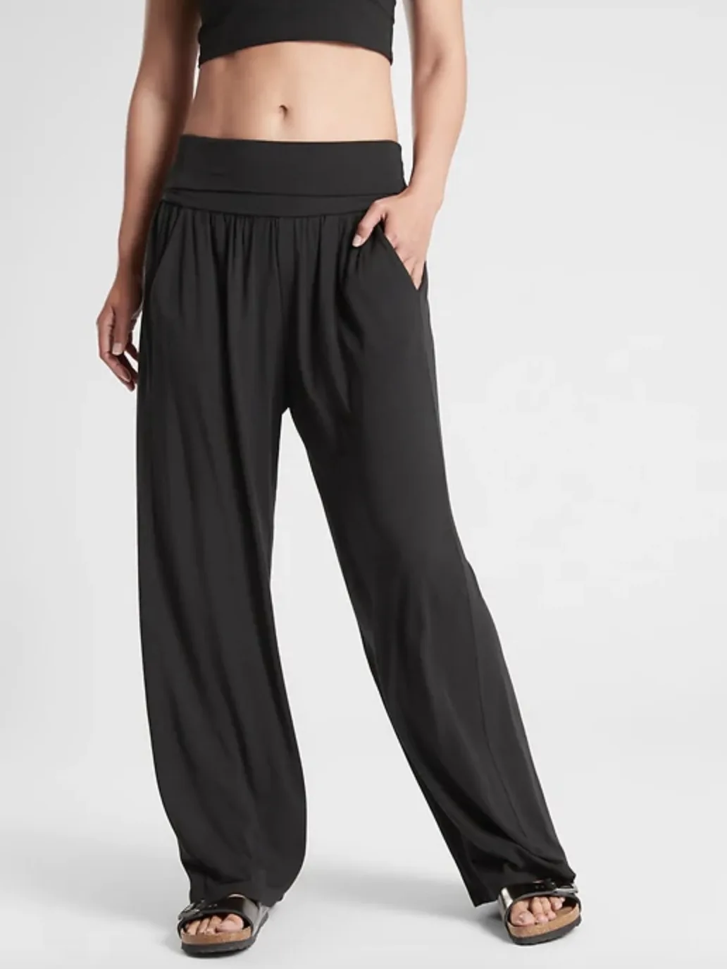 5 of our favorite leggings and sweatpants