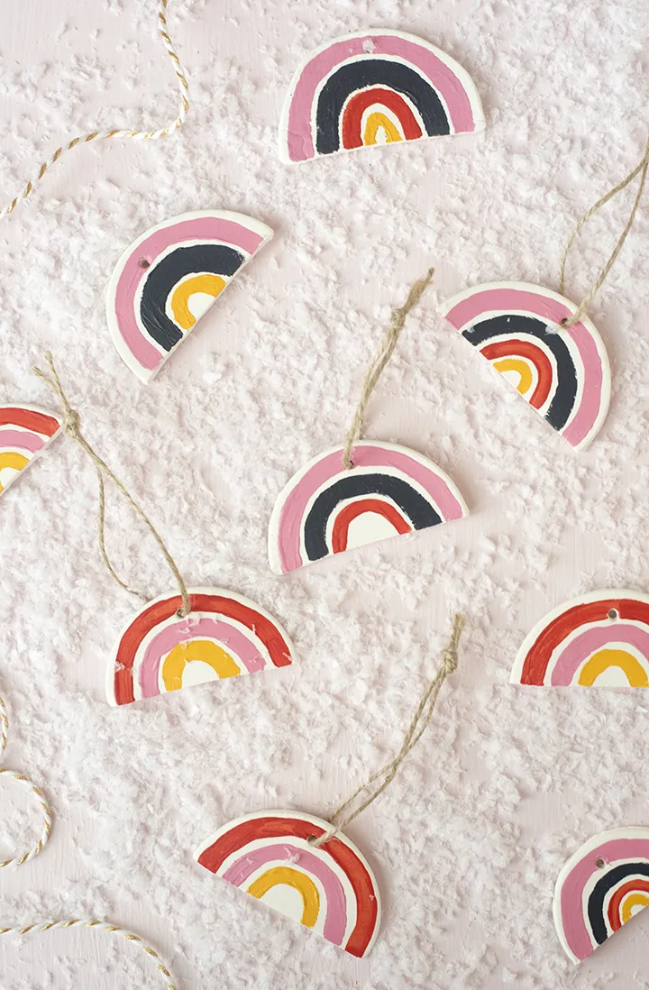 eye dropper rainbow craft