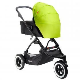 The new Phil&Ted's Dot stroller. Not just for city moms.
