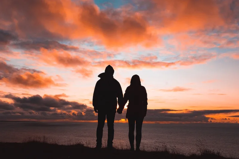 Last-minute Valentine's Day gifts: Experience Gifts for Couples, photos by Alex Iby via Unsplash