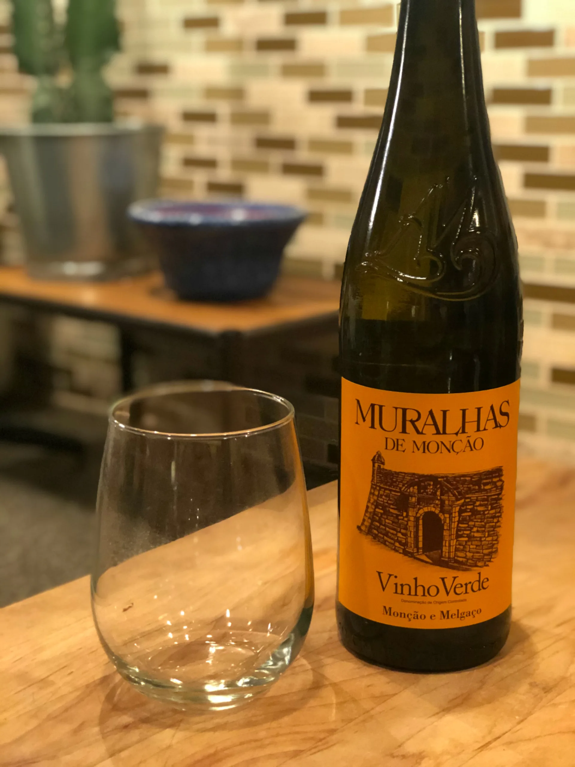 The Wines of Vinho Verde: Muralhas de Moncao