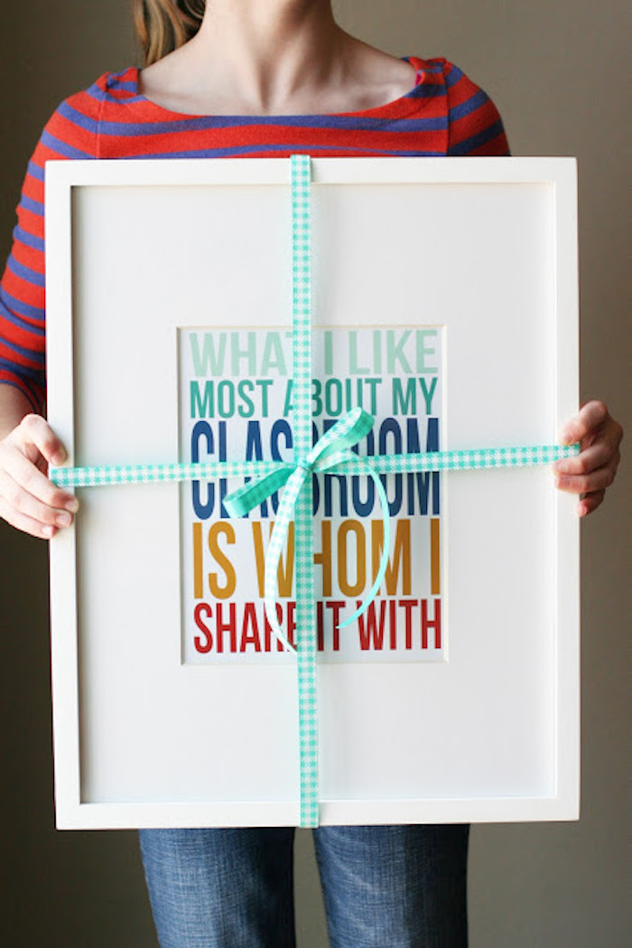 Practical holiday gifts for teachers: A printable poster for the classroom, at Eighteen25
