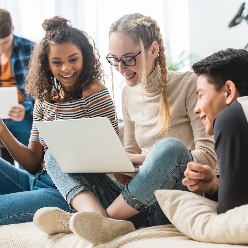 4 excellent, simple tips to help kids make good media choices with their screen time