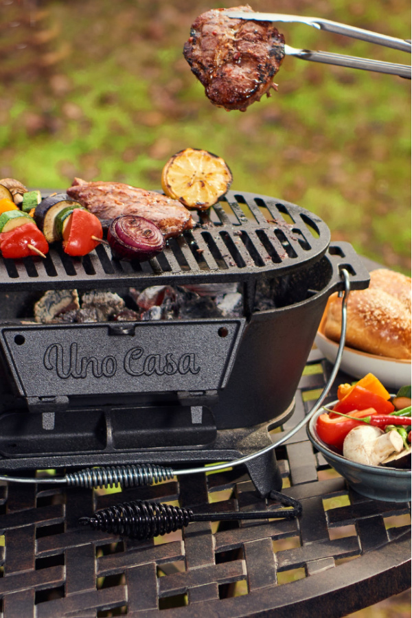 Practical Father's Day Gifts: The Uno Casa portable cast-iron hibachi grill at a great price